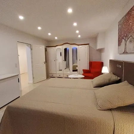 3 Zimmer Wohnung - Keine Party Wohnung ! 6 Personen Dusseldorf Exterior photo