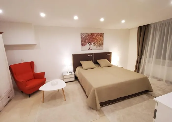 3 Zimmer Wohnung - Keine Party Wohnung ! 6 Personen